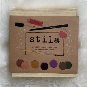 Stila Artist Essentials Kit